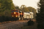 BNSF 8102, 7963, 86, 81, 80